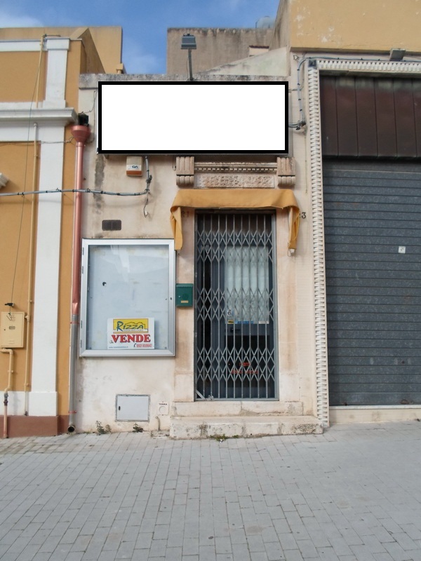 LOCALE COMMERCIALE RAPISARDI