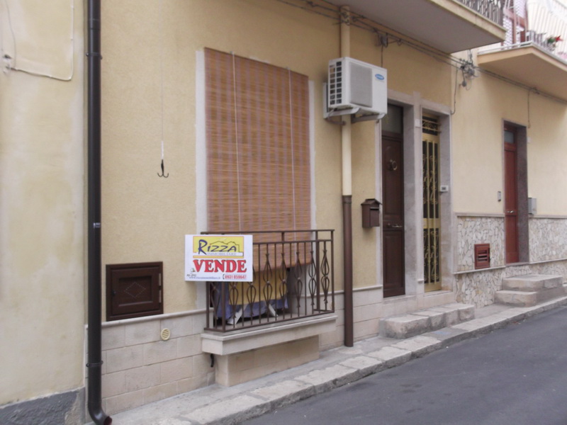 APPARTAMENTO BENGASI