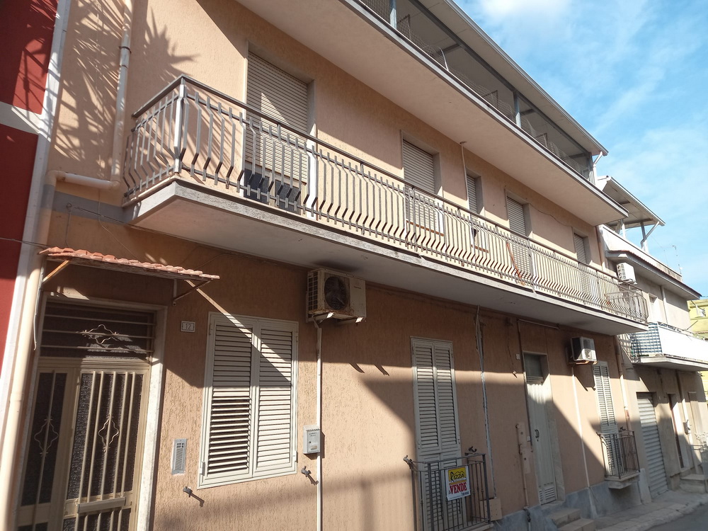 CASA PIù GARAGE