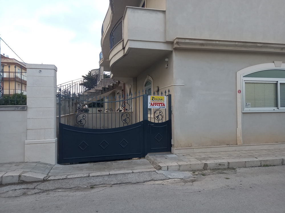 PALESTRA - SCUOLA DI BALLO