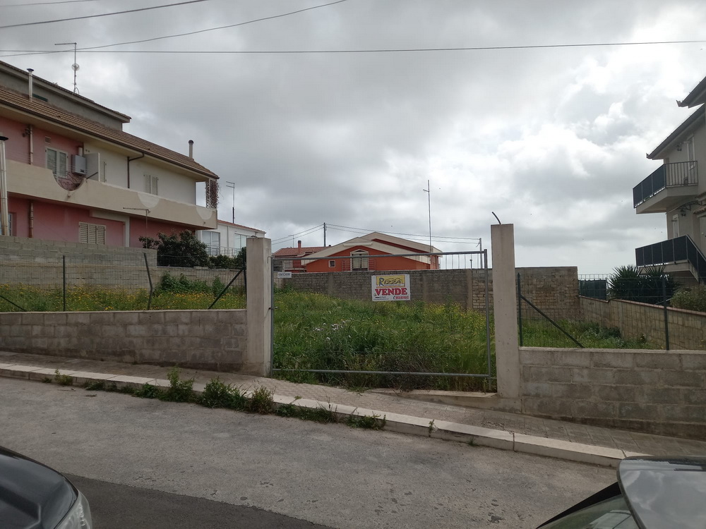 TERRENO EDIFICABILE POIDOMANI